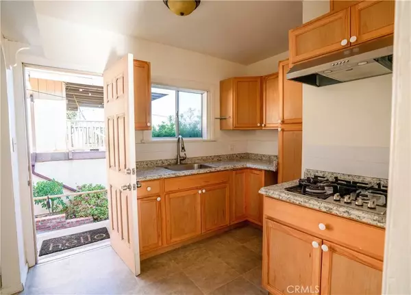 Santa Paula, CA 93060,1006 Mill Place #6