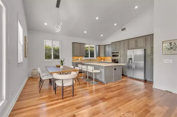 Encino, CA 91316,5701 Wish Avenue