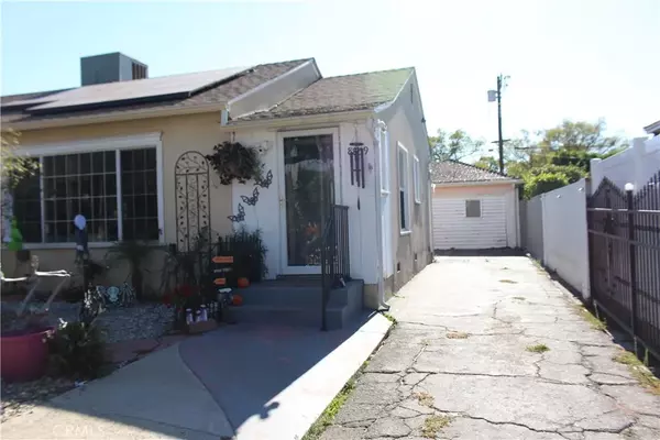 Arleta, CA 91331,8859 Dorrington Avenue