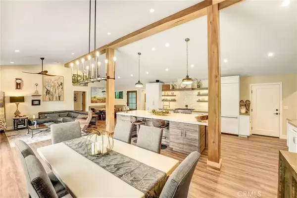 Westlake Village, CA 91361,60 Robin Hood