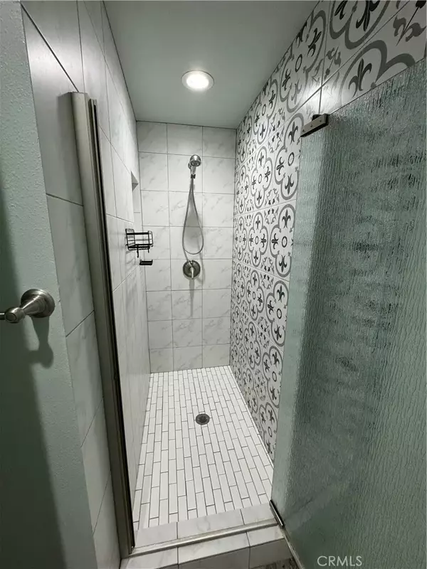 West Hills, CA 91307,23340 Schoolcraft