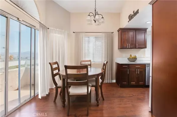 Newhall, CA 91321,19804 Sandpiper Place #10