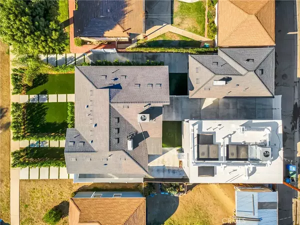 Reseda, CA 91335,6858 Aura Avenue