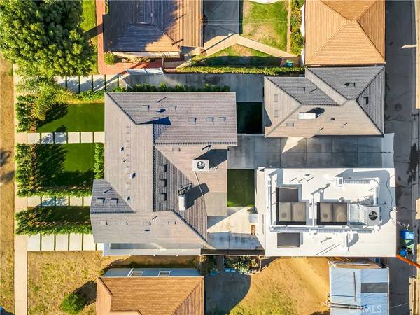 Reseda, CA 91335,6858 Aura Avenue