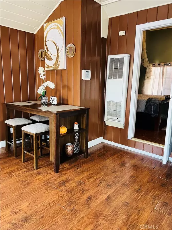 South Gate, CA 90280,10029 San Gabriel