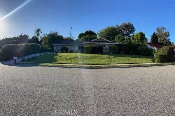 Thousand Oaks, CA 91360,615 Camino Verde