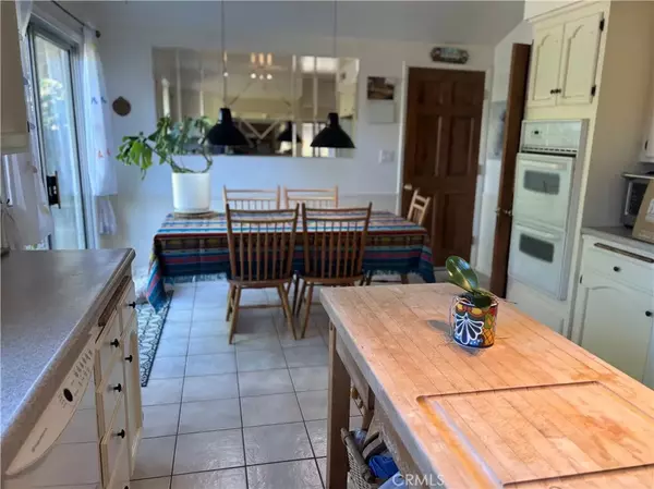 Thousand Oaks, CA 91360,615 Camino Verde