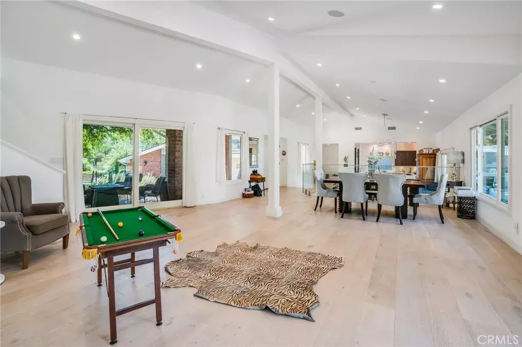 Hidden Hills, CA 91302,23760 Oakfield