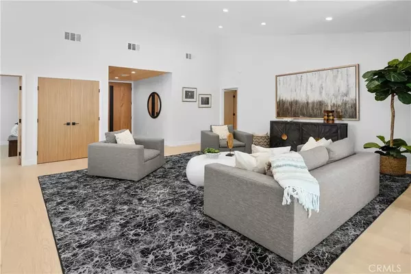 Encino, CA 91316,5711 Ostrom