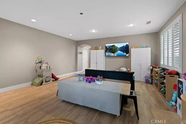 Palmdale, CA 93536,44311 53rd West