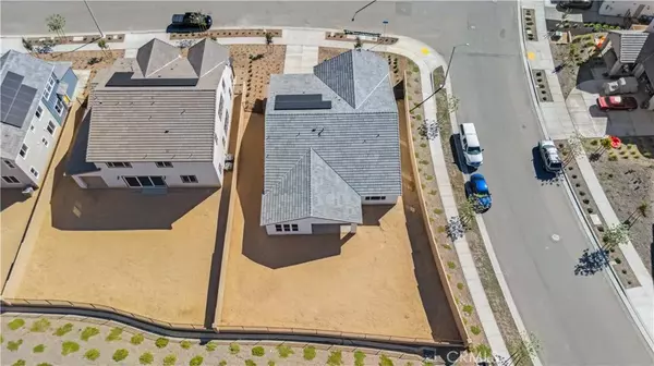 Castaic, CA 91384,30105 Hillside Place