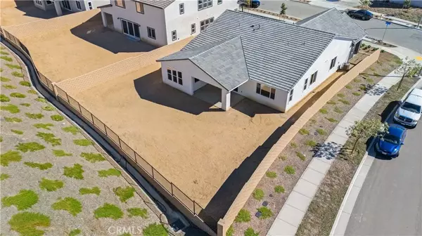 Castaic, CA 91384,30105 Hillside Place