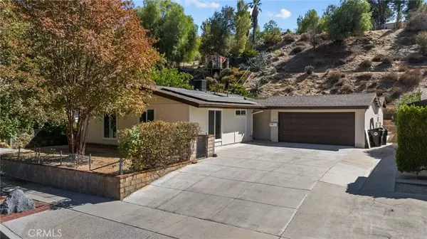 Canyon Country, CA 91351,18816 Darter