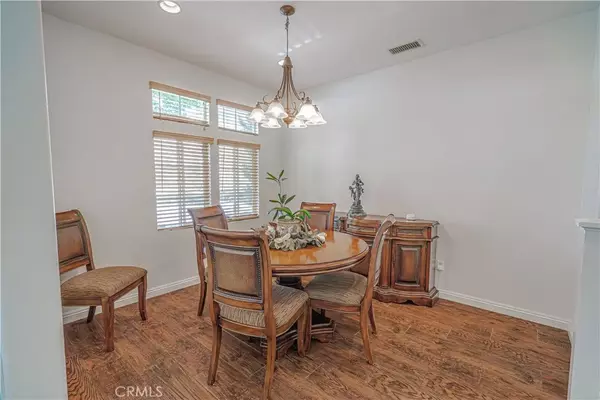 Valencia, CA 91354,24472 Montevista Circle