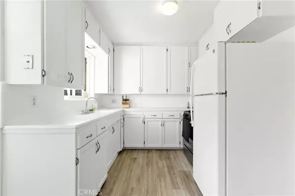 Ojai, CA 93023,204 El Conejo Dr