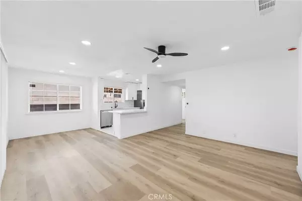 Lancaster, CA 93535,45449 3rd East