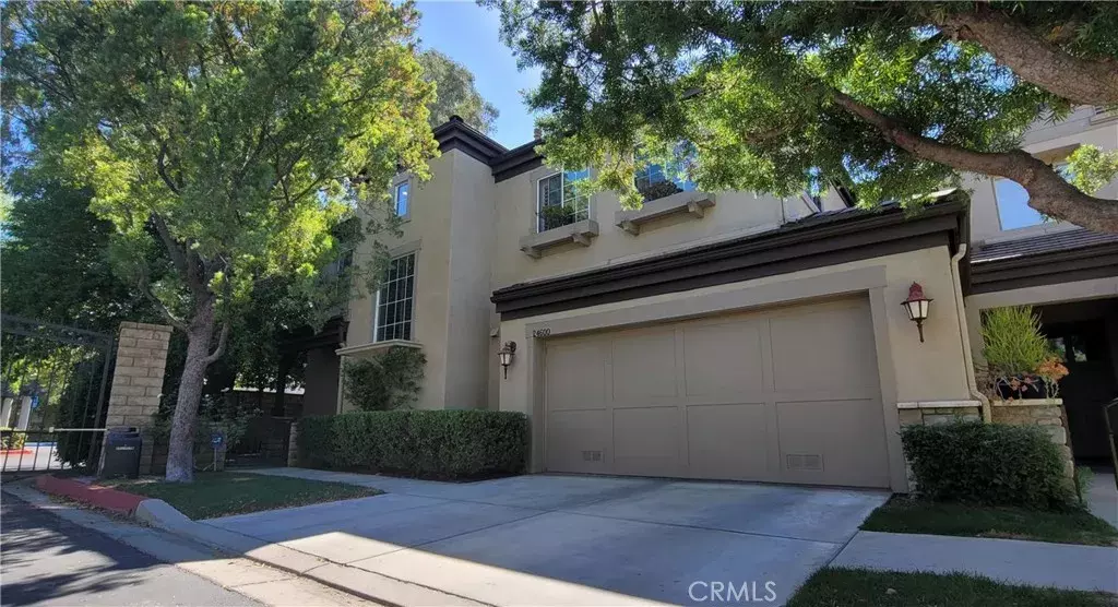 24600 Avignon, Valencia, CA 91355