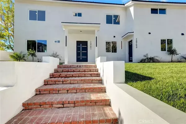 13791 Gavina Avenue, Sylmar, CA 91342