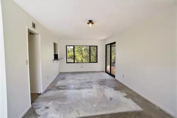 Newbury Park, CA 91320,93 N Dewey