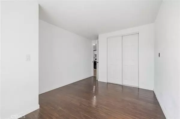 Rosamond, CA 93560,3300 15th West #361