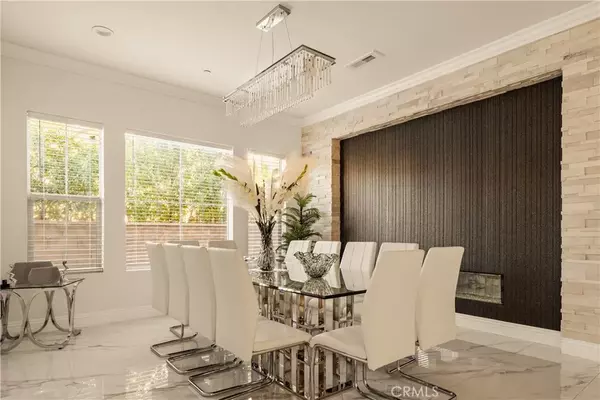 Canoga Park, CA 91304,24320 Sterling Ranch