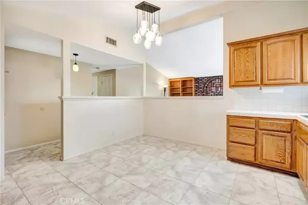 Canyon Country, CA 91351,27939 Bernina