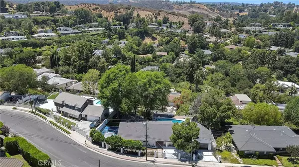 Encino, CA 91436,17072 Oak View Drive