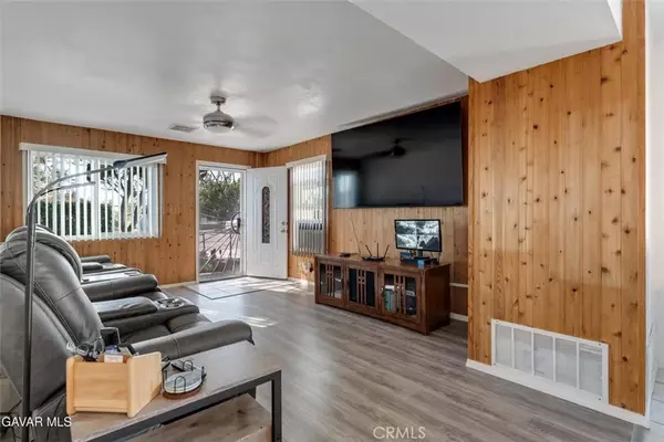 Lancaster, CA 93535,43014 7th Street East