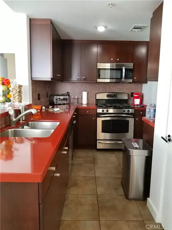 Palm Springs, CA 92264,850 E Palm Canyon dr #203