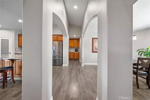 Apple Valley, CA 92308,9564 Candlelight Street