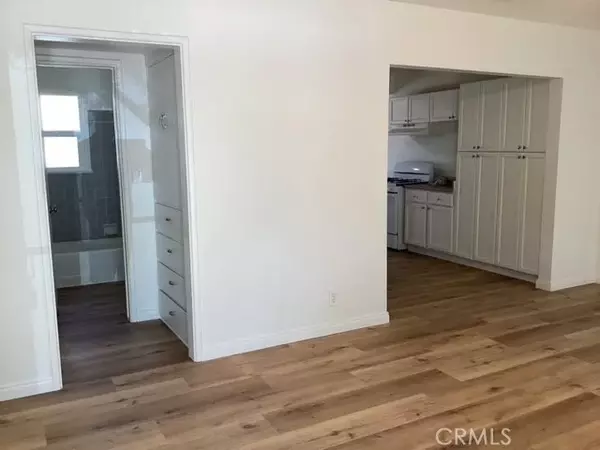 Lancaster, CA 93534,44227 Date
