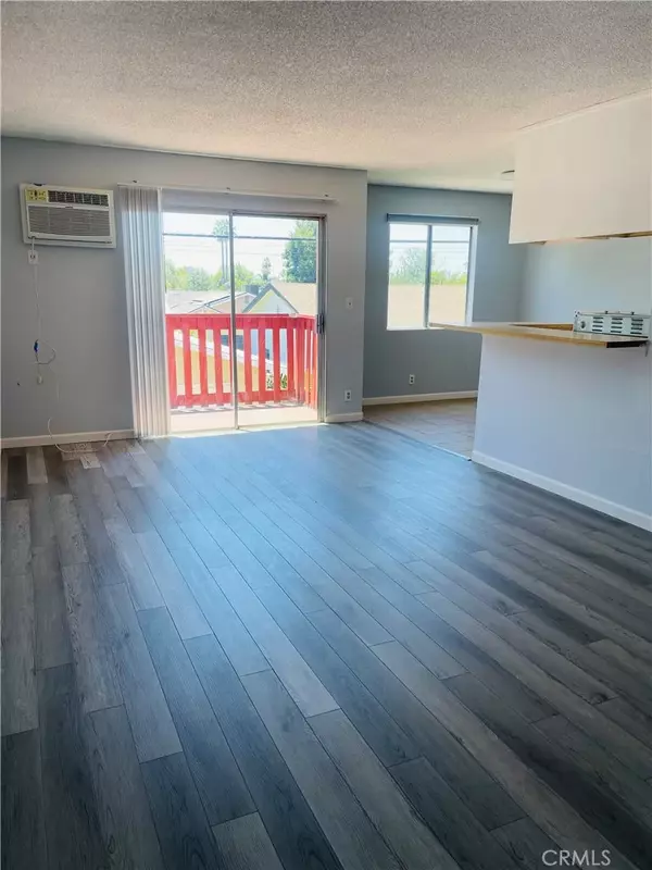 Granada Hills, CA 91344,17082 Chatsworth Street #D