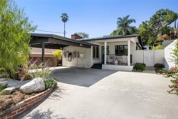Los Angeles, CA 90042,1813 N Avenue 53