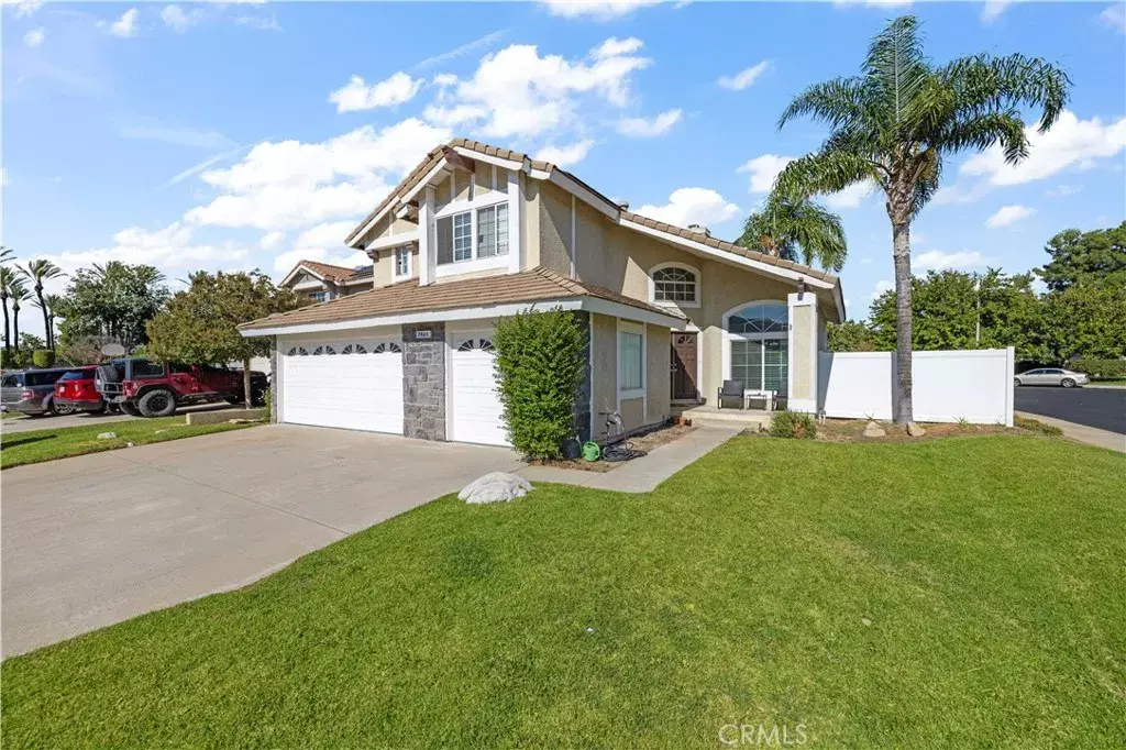 Fontana, CA 92336,7465 Doheny