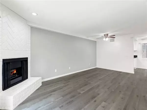 North Hills, CA 91343,9834 Sepulveda Boulevard #109