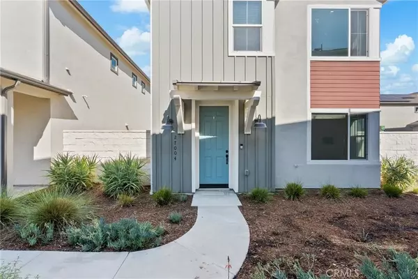 Valencia, CA 91381,27004 Trail View