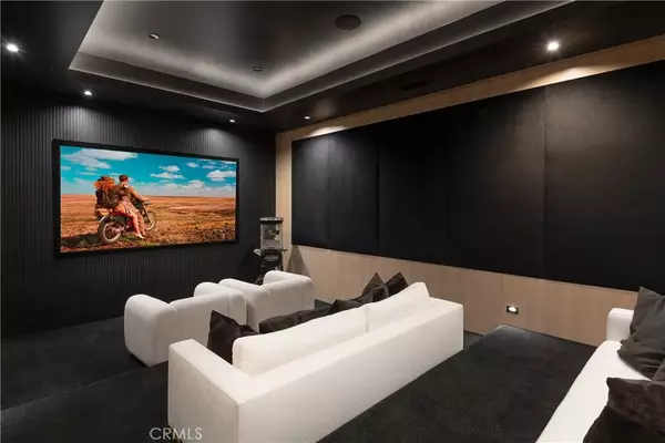 Woodland Hills, CA 91367,23416 Califa Street