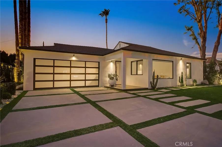 8161 Encino Avenue, Northridge, CA 91325