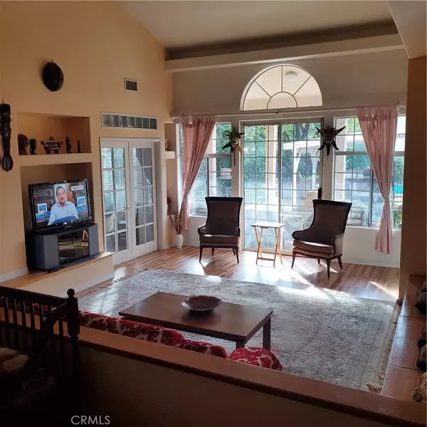 Studio City, CA 91604,12944 Woodbridge