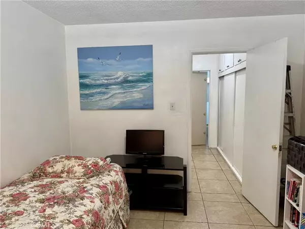 Sun Valley, CA 91352,8500 Sunland #23