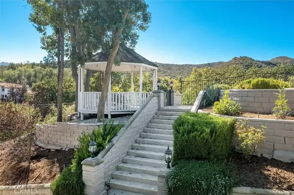 Agoura Hills, CA 91301,28933 Wagon Road