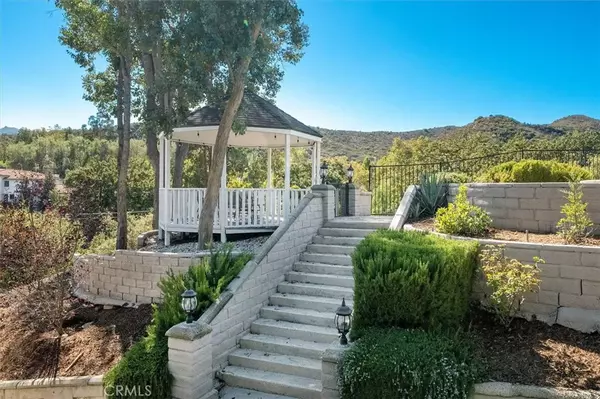 Agoura Hills, CA 91301,28933 Wagon Road