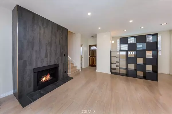 Santa Monica, CA 90403,1125 16th #4