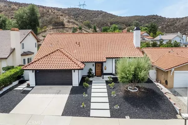 Saugus, CA 91350,20376 Lisa Gail