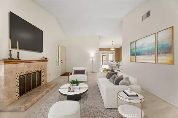 19962 Avenue Of The Oaks, Newhall, CA 91321