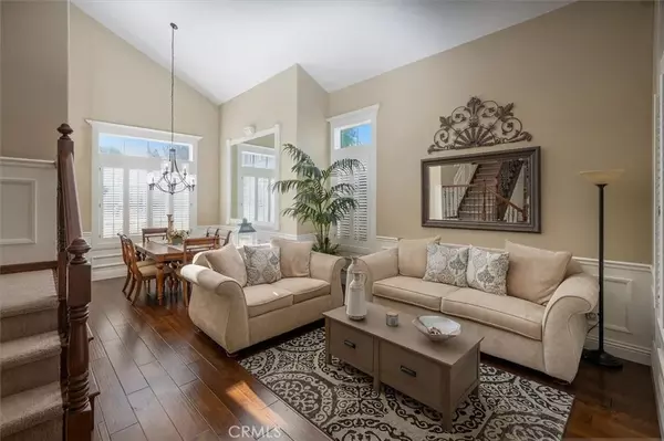 Valencia, CA 91354,23908 Gilford Place