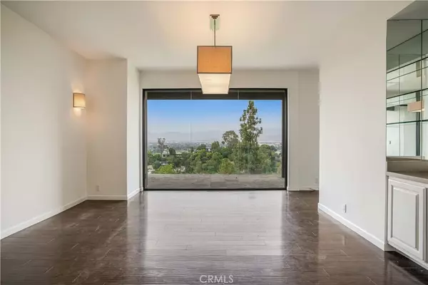 Studio City, CA 91604,3622 Roberts View