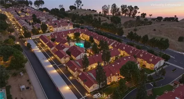 Calabasas, CA 91302,5534 Las Virgenes #120