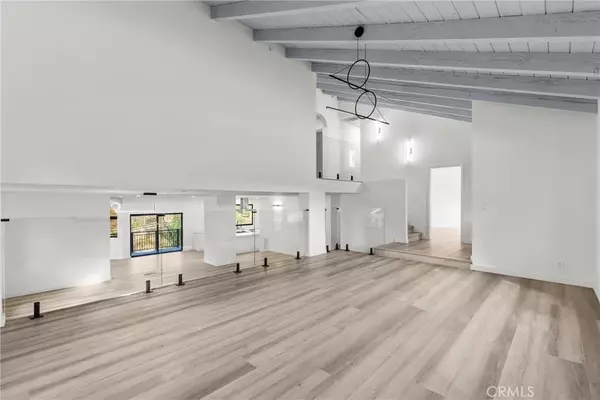 Bell Canyon, CA 91307,106 Buckskin