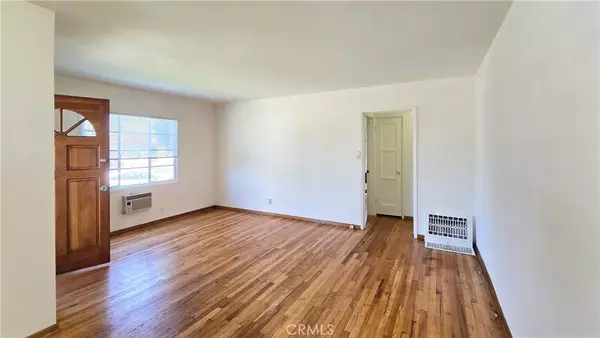 Encino, CA 91316,17634 Bromley Street